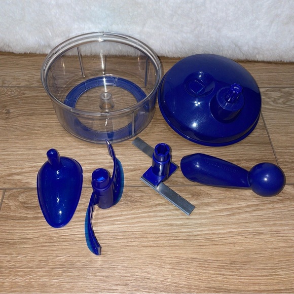 Tupperware Kitchen Tupperware Quick Chef Food Chopper Poshmark